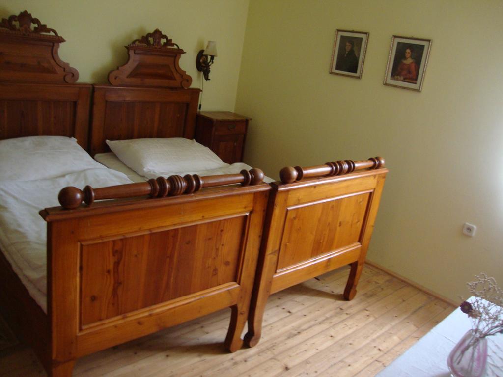 Hotel Petrovicky Mlyn à Kasanice Extérieur photo